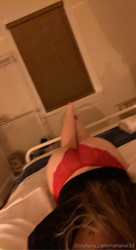 Nahalial33 star free pic