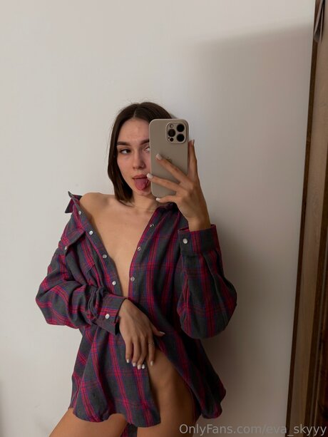 Eva Skyyy best star gallery