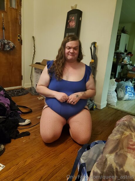 Queen Astrid model sexy archive