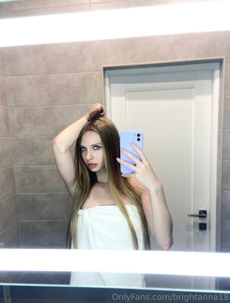 Brightanna18 nude star gallery