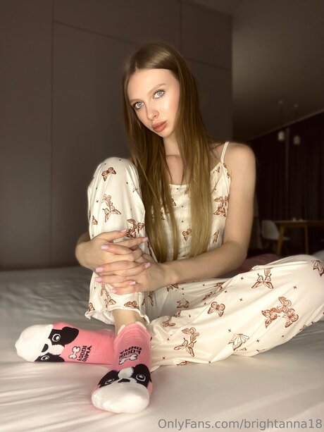 Brightanna18 naked actress pictures