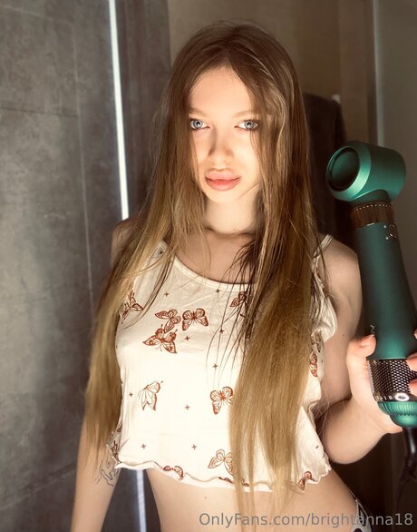 Brightanna18 pornstar sex pics