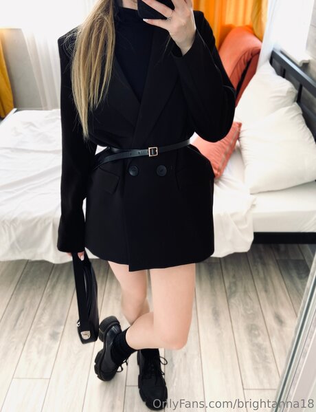 Brightanna18 art pornstar img