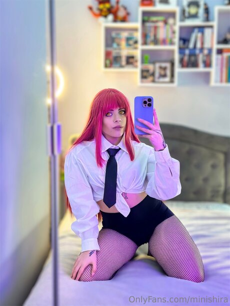 Minishira hd actress image