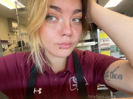 Lildeadjojo pornstar pretty picture