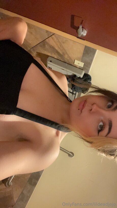 Lildeadjojo best actress pictures