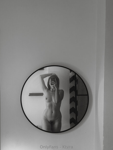 Ktvra model sexy image