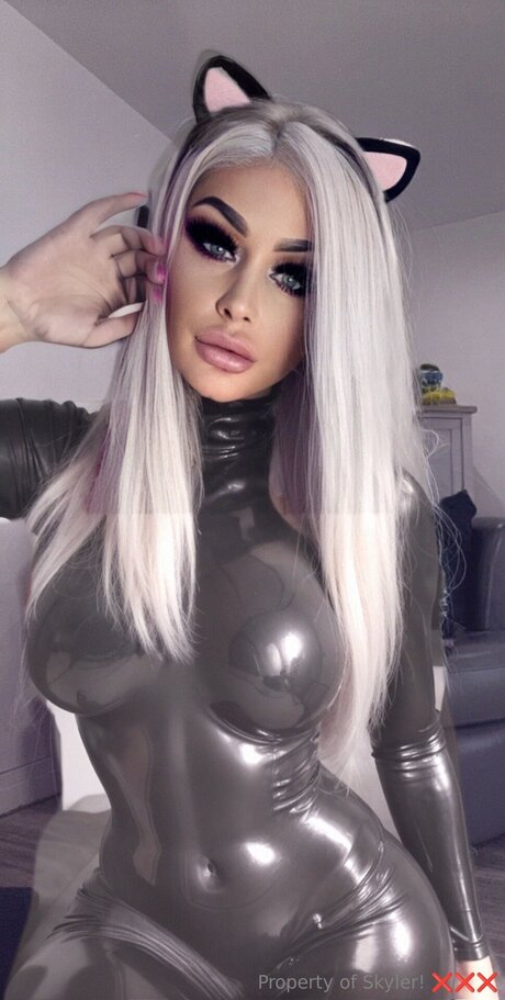 Skyler Lush Mommy xxx actress pic