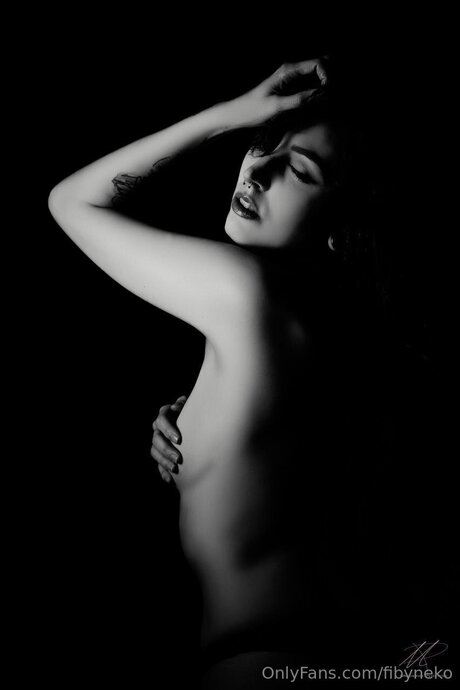 Fibyneko actress pic