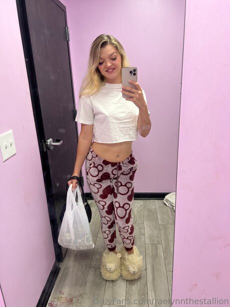 Raelynnthestallion pornstar sexy images