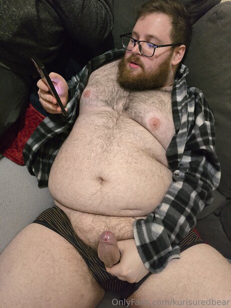 Kurisuredbear model beautiful image