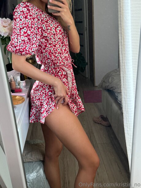 Kristin No perfect actress photo