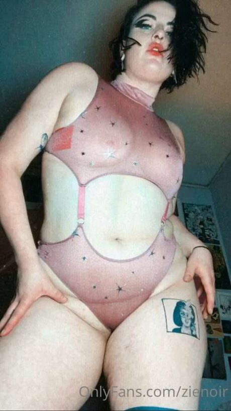 Zblacck art star image