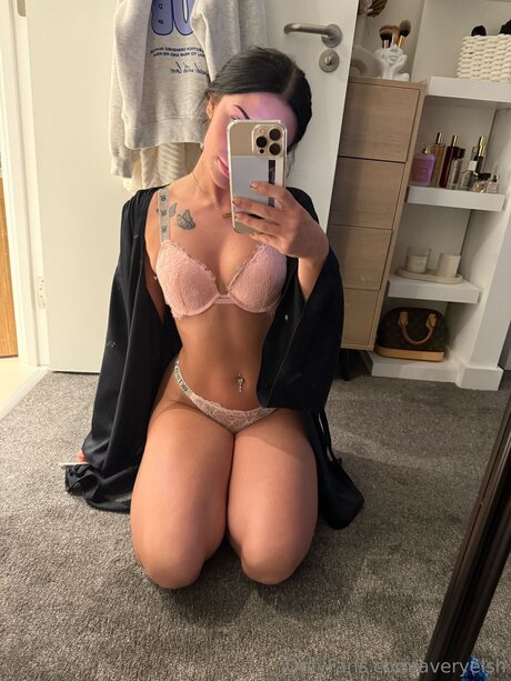 Averyelsh Quick model image