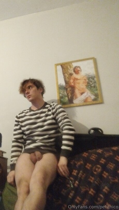 Petitnico star naked picture