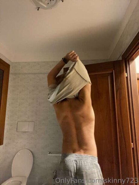 Skinny723 model porn pic