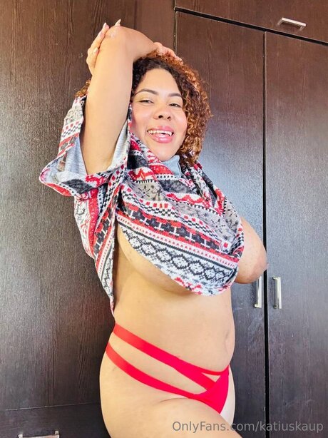 Katiuskaup pornstar art pics