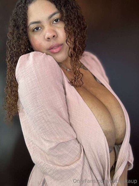 Katiuskaup star exclusive archive