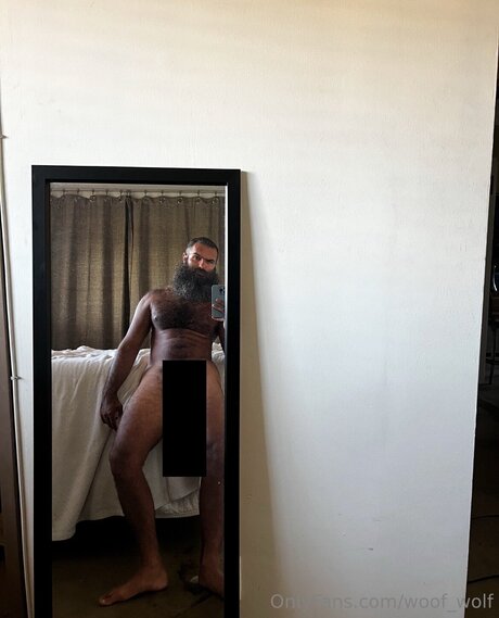 Woof Wolf sexy actress image