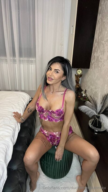 Duchamprivatexxx erotic star picture