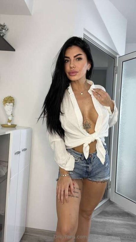 Duchamprivatexxx pretty pornstar img
