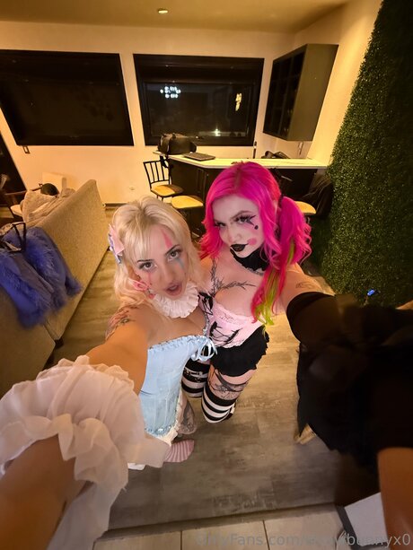 Strawbunnyx0 nudes star archive