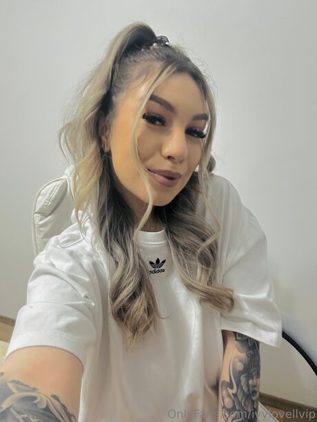 Ivylovellvip star naked galleries