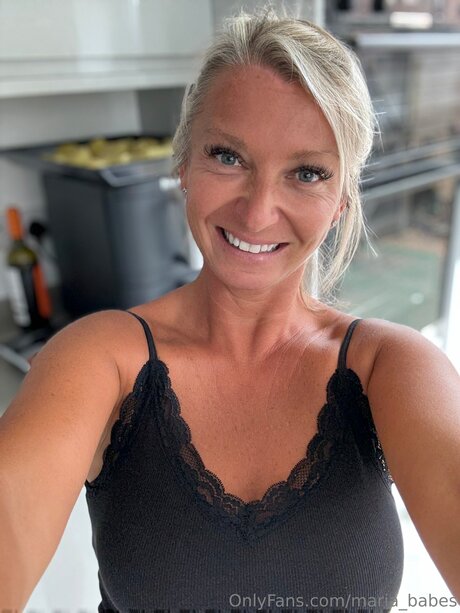 Maria Babes hot pornstar picture