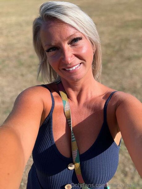 Maria Babes pretty pornstar pic