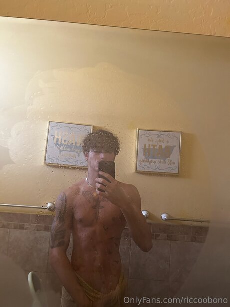 Riccoobono top model photos