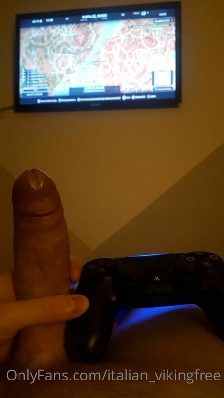 Italian Vikingfree model pretty picture