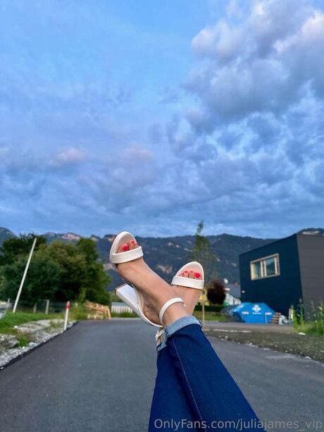 Juliajames Vip nice actress photos