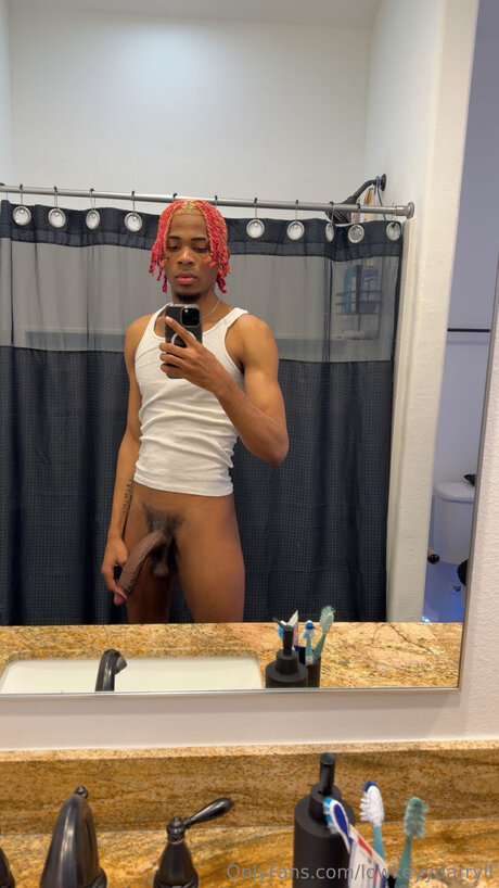 Lowkeyydarryll nude pornstar photos
