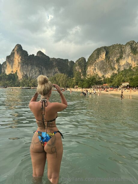 Missleylahlinda best pornstar photos