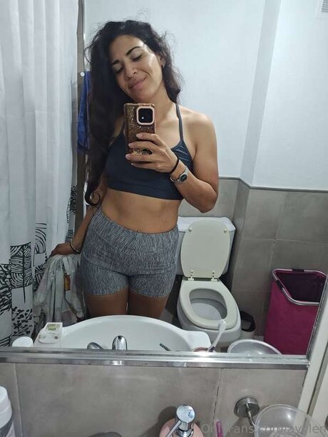 Ayylen pretty pornstar pics