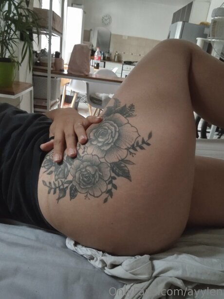 Ayylen beautiful model picture