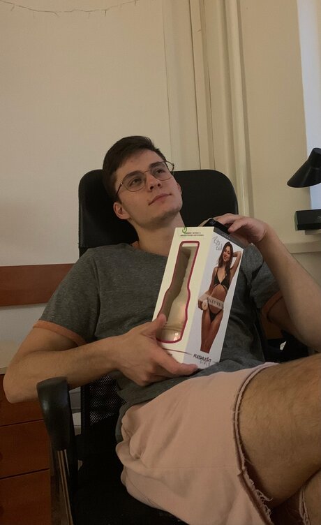 Dikydick model naked picture