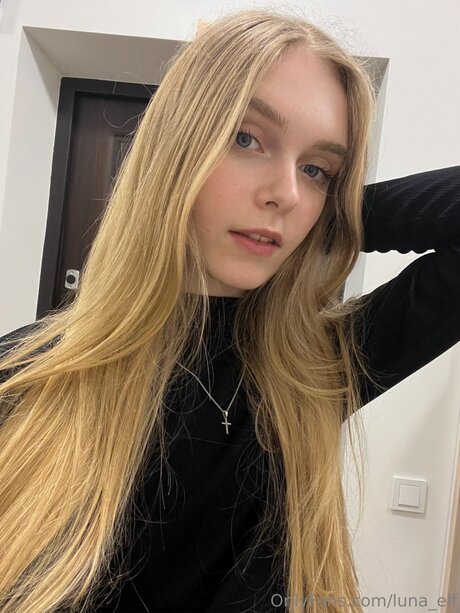 Arya Lune Quick model image