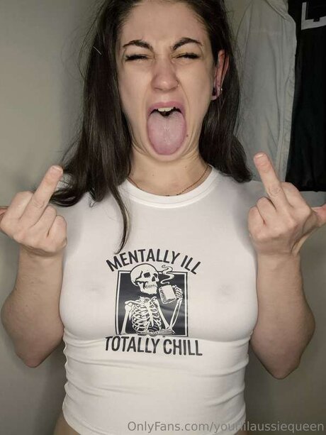Yourlilaussiequeen star hot photo