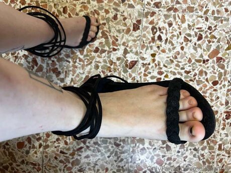 Melitagreyy pornstar beautiful pictures