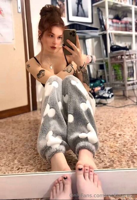 Melitagreyy porn model images