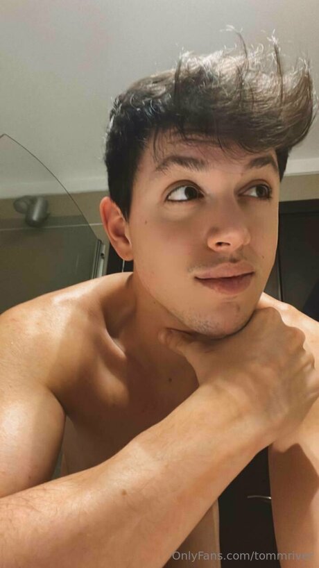 Tommriver pretty model picture