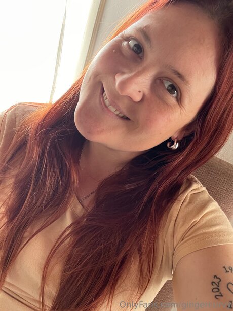 Gingercurvy beautiful star pictures