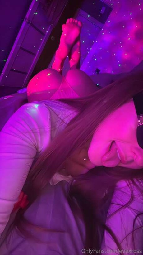 Evexross high quality model picture