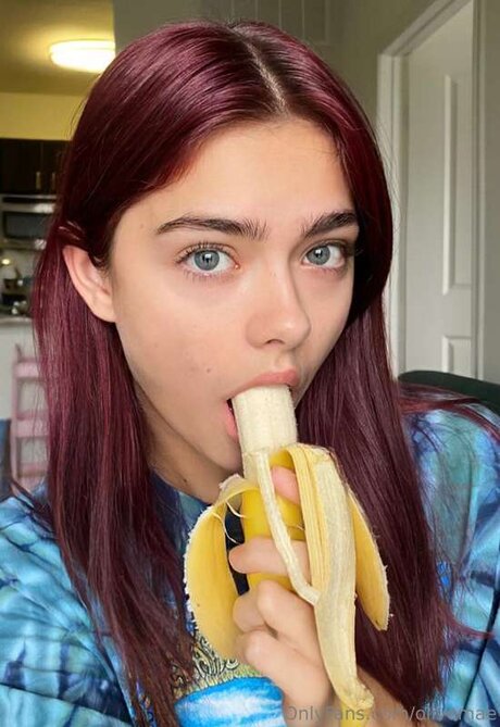 Olivemae top star picture