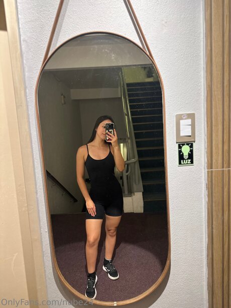 Camile2303 pornstar art pics