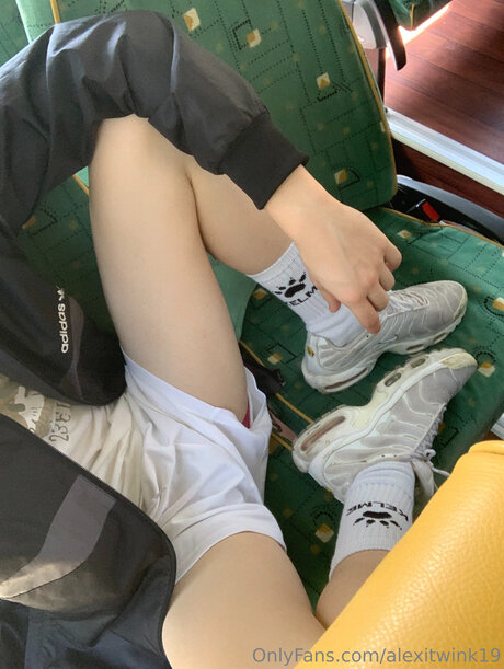 Alexitwink19 star sex photo