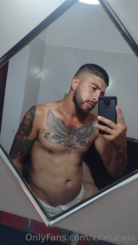 Secret Knight model naked photo