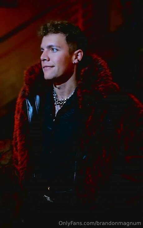 Brandonmagnum adult model photo