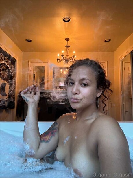 Organic Orgasm star perfect photos